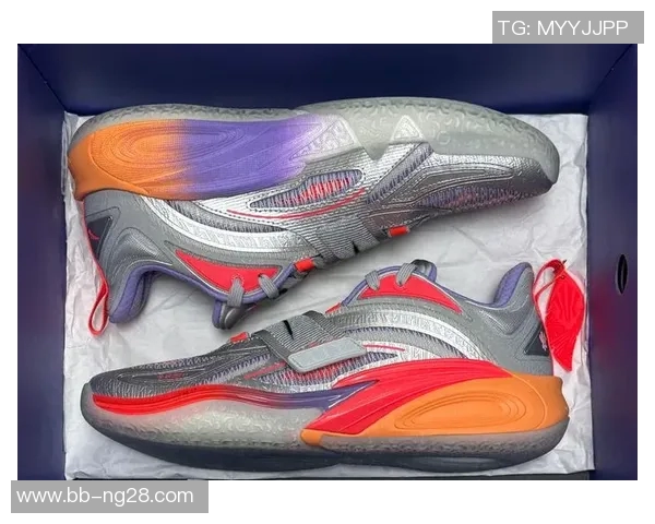 球星穿假足球鞋挑战真伪辨识 网友热议鞋款真假对比视频 球星穿假足球鞋挑战真伪辨识 网友热议鞋款真假对比视频